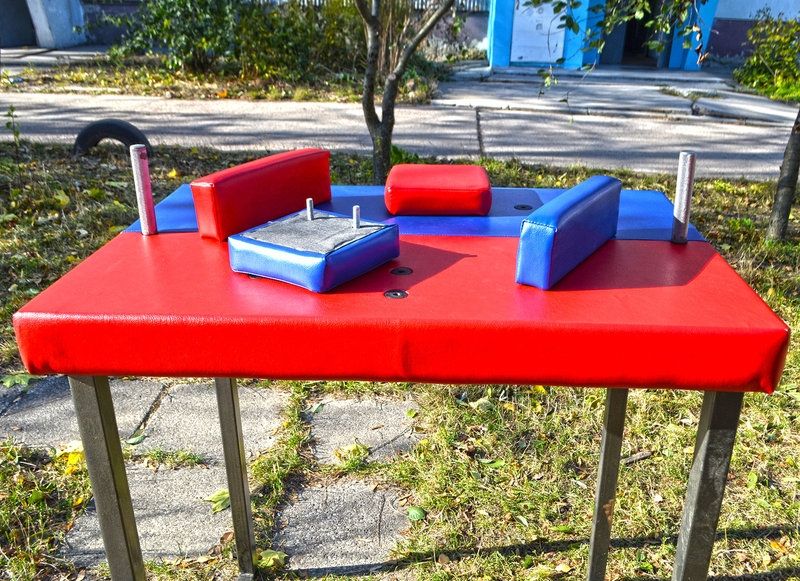 Стол для армрестлинга Троян (красно-синий) 287 фото